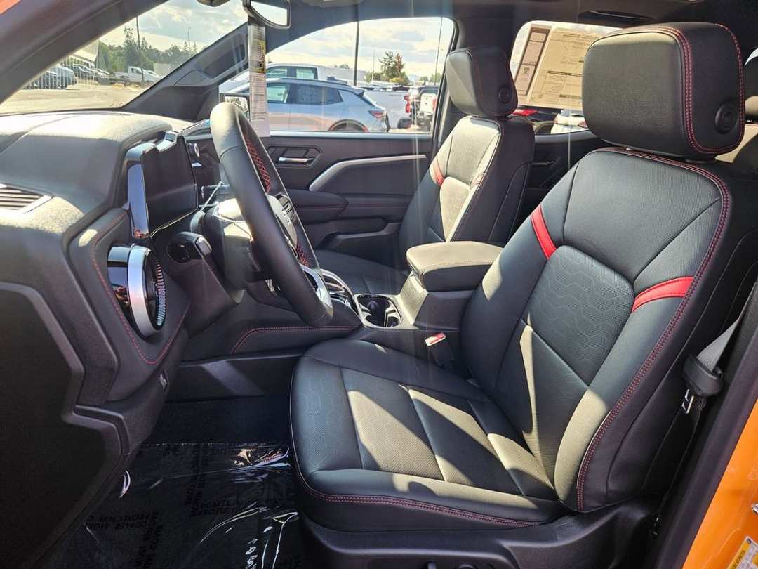 2026 Chevrolet Colorado Z71 - Image 14