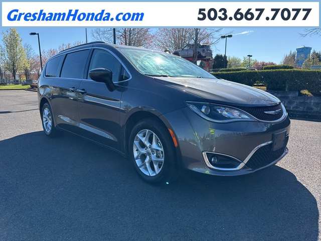 2017 Chrysler Pacifica Touring L