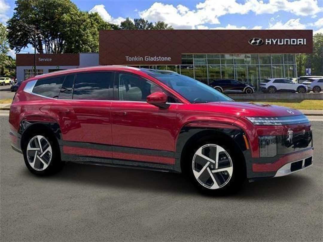 2026 Hyundai Ioniq 9 Performance Limited - Image 10