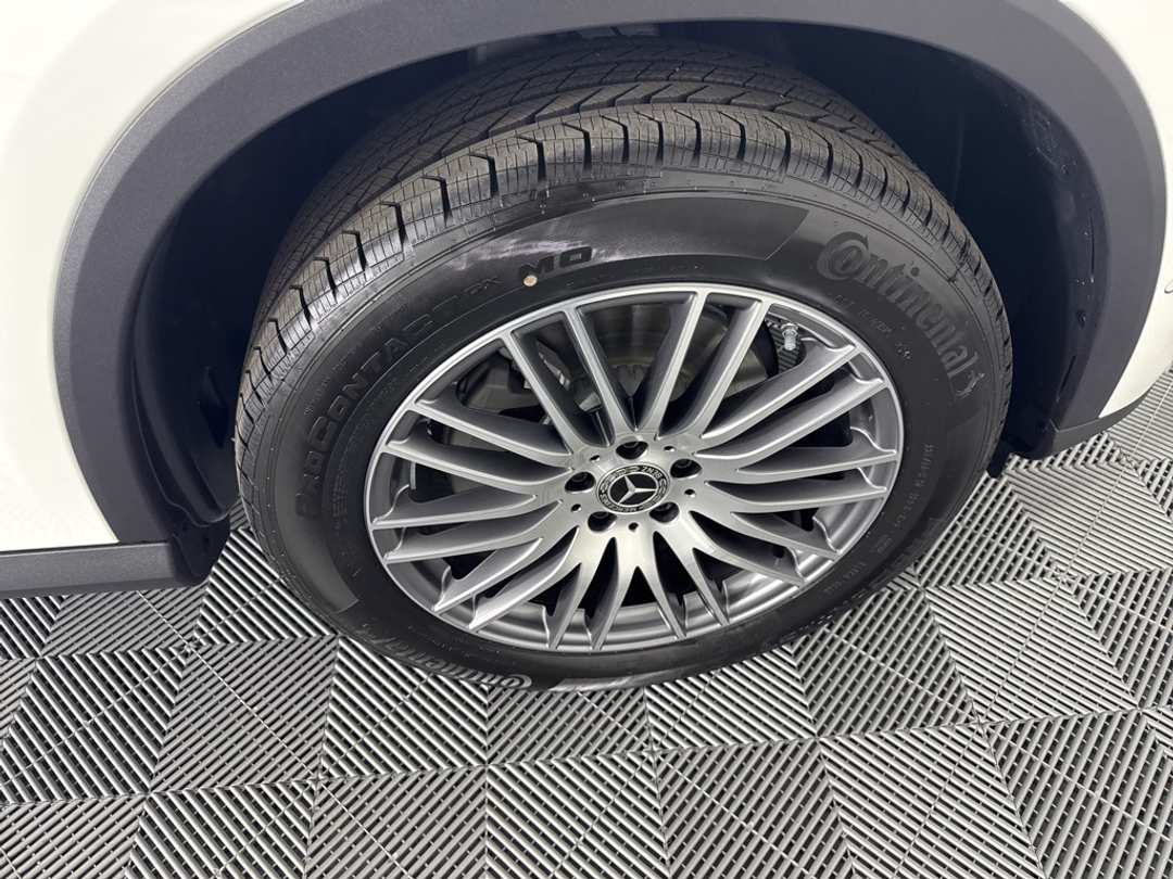 2026 Mercedes-Benz GLC GLC 300 - Image 31