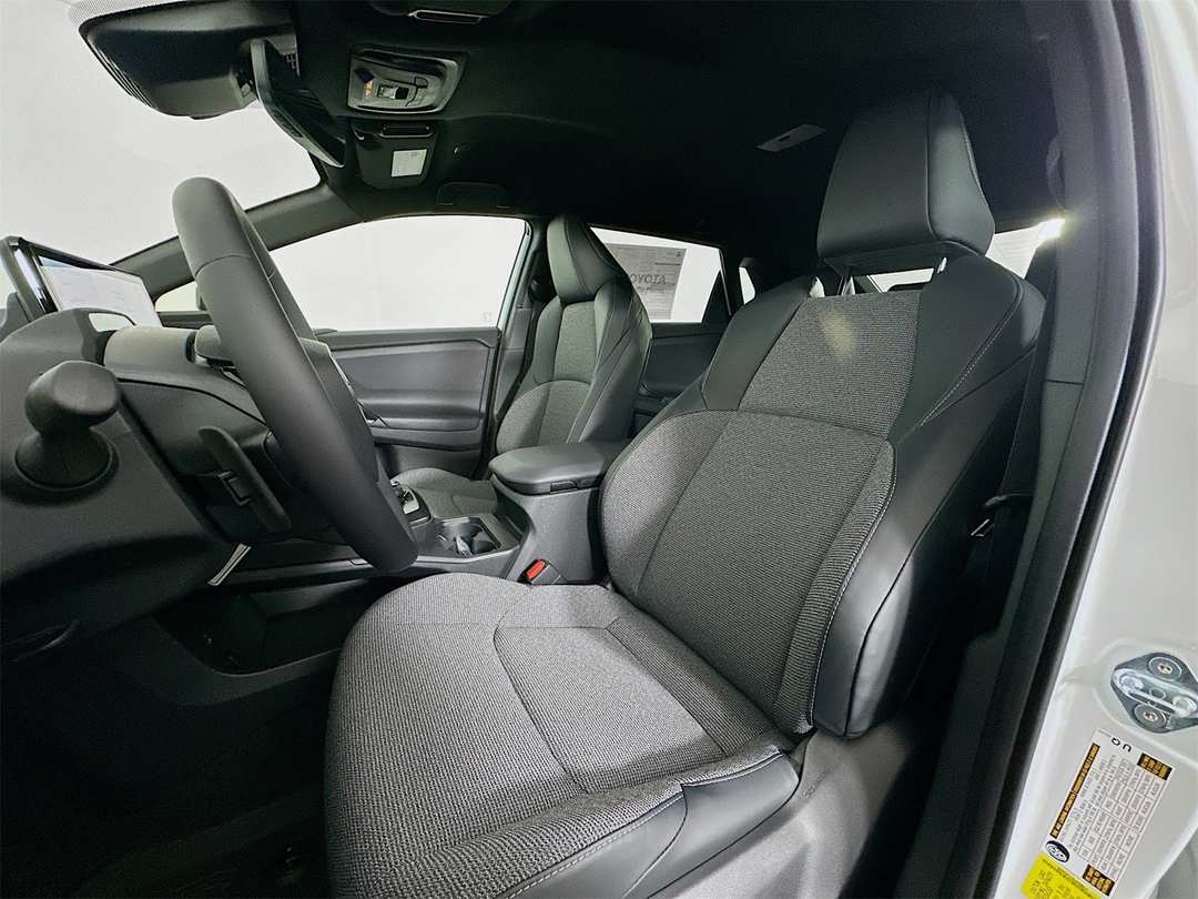 2026 Toyota Bz XLE - Image 21