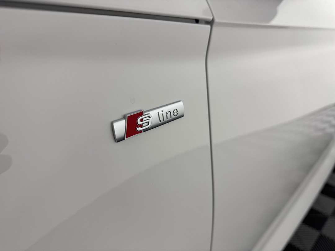 2022 Audi Q5 45 S line Premium - Image 11