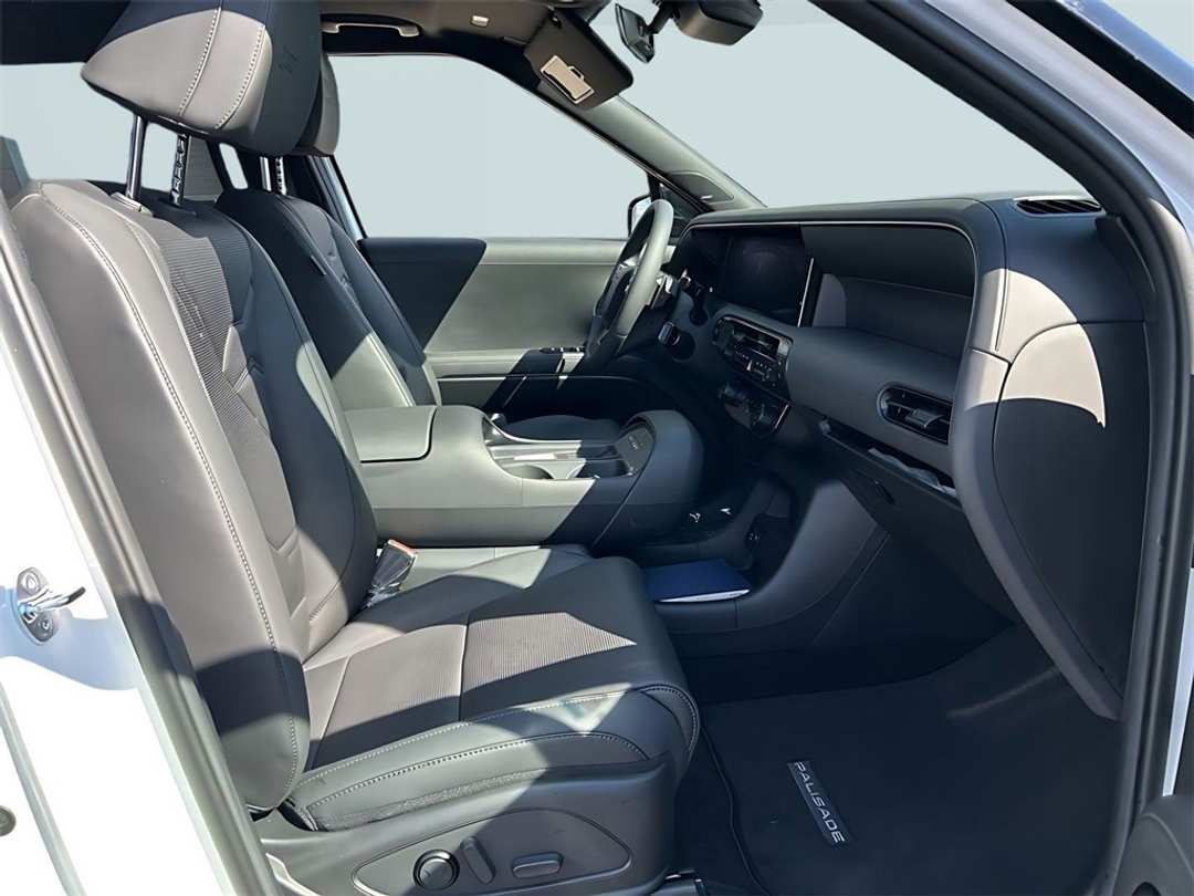 2026 Hyundai Palisade XRT Pro - Image 28