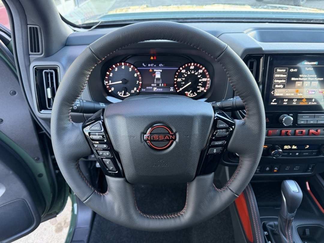 2026 Nissan Frontier PRO4X - Image 18