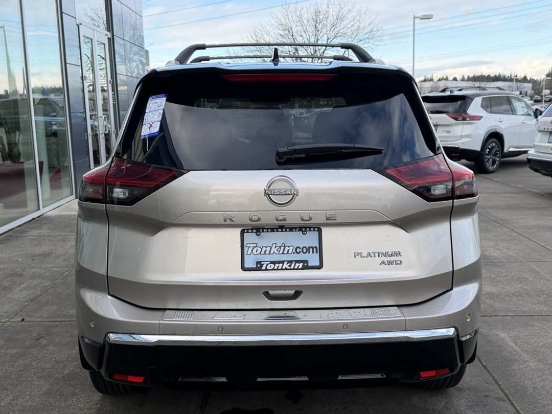 2026 Nissan Rogue Platinum - Image 6