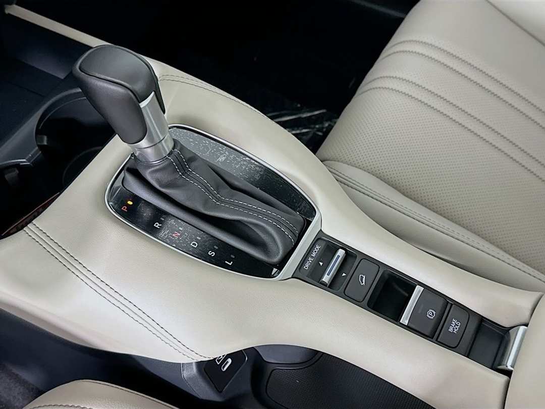 2026 Honda HR-V EXL - Image 16