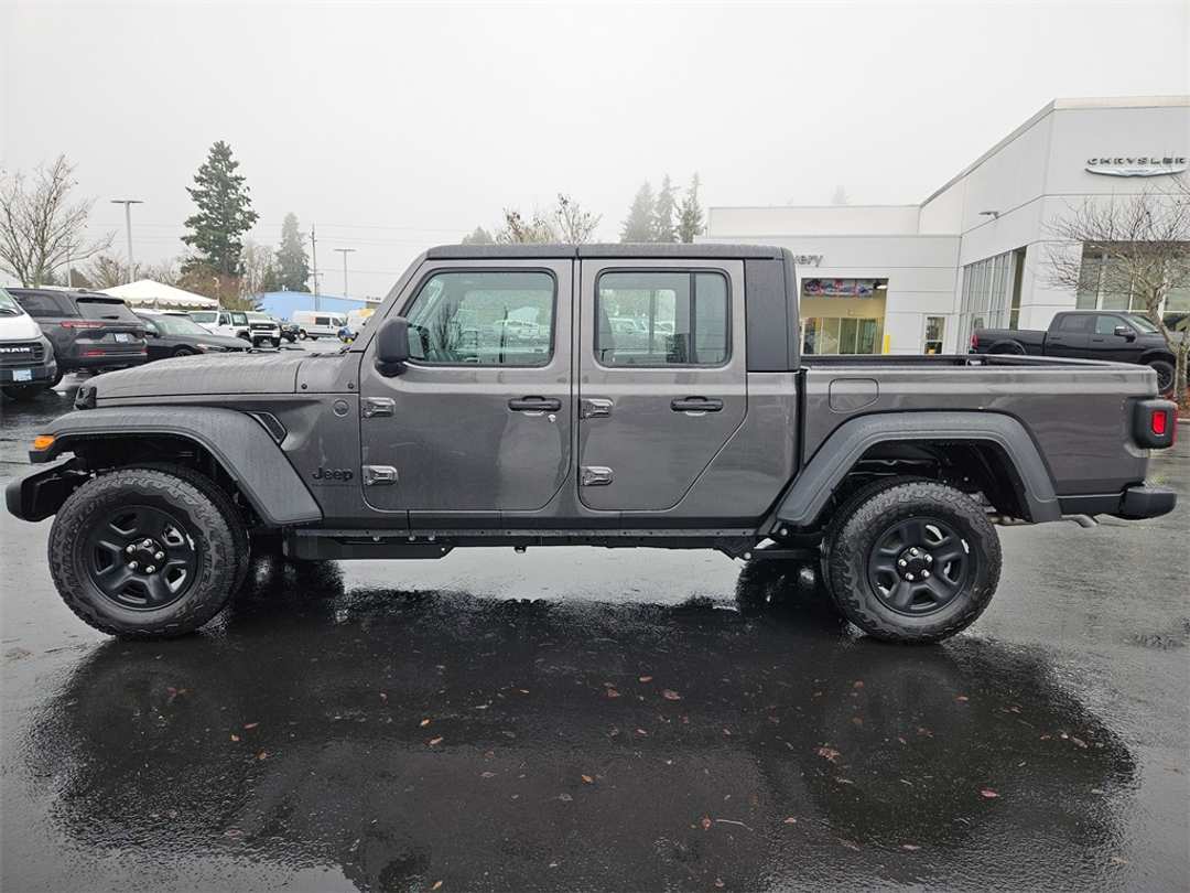 2026 Jeep Gladiator Sport - Image 3