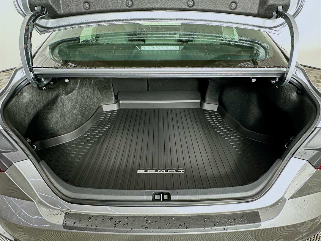 2026 Toyota Camry SE - Image 25