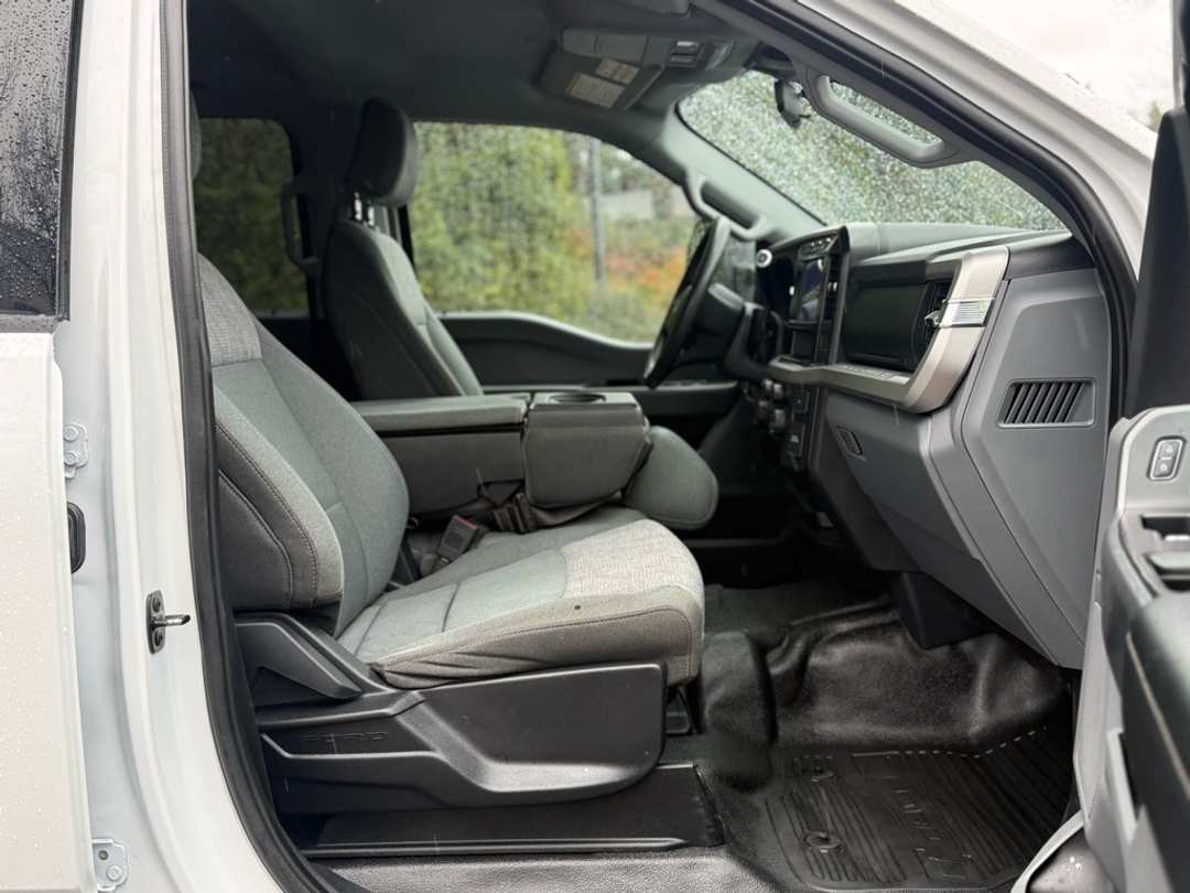 2024 Ford F-350Sd Lariat - Image 21