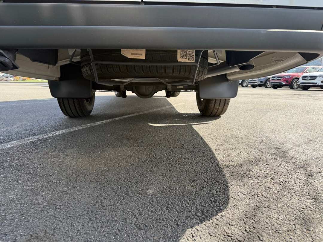 2025 Mercedes-Benz Sprinter 3500 Cargo 170 WB - Image 9