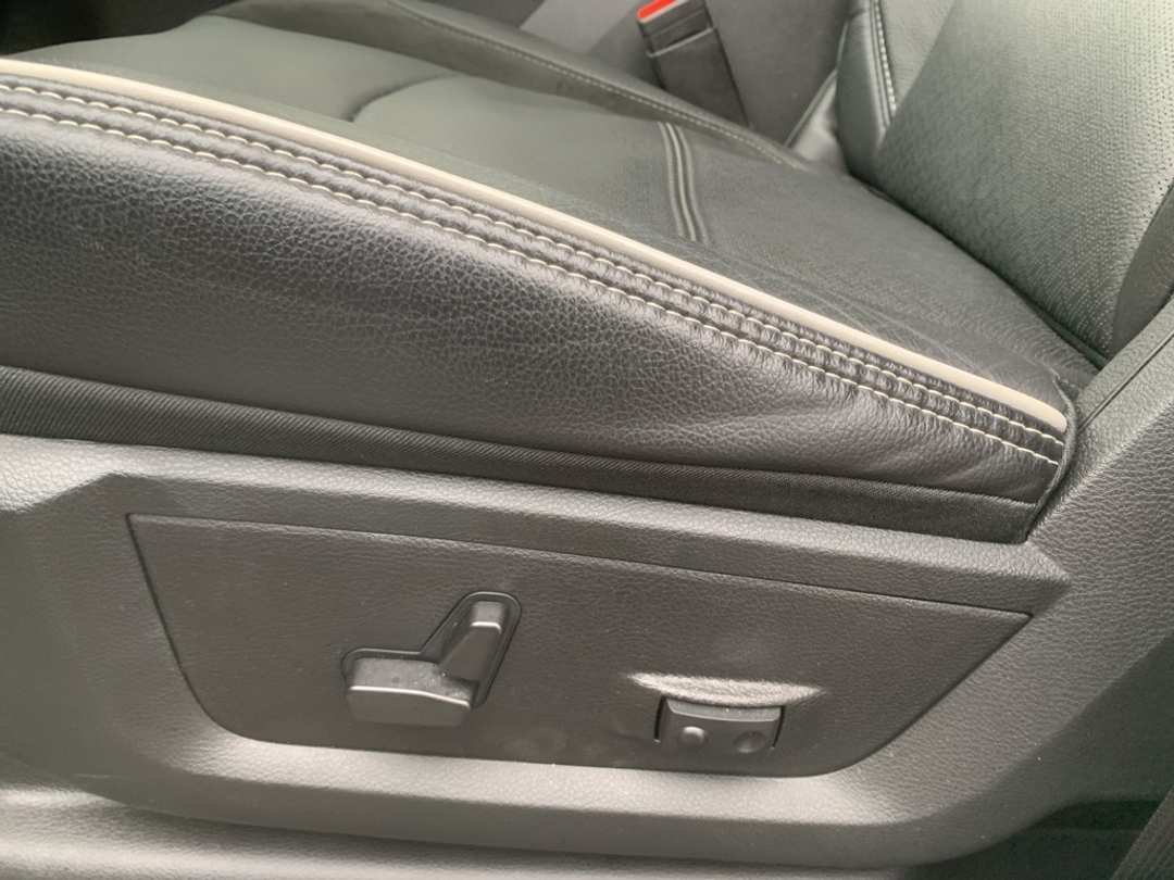 2025 Ram 3500 Laramie - Image 11