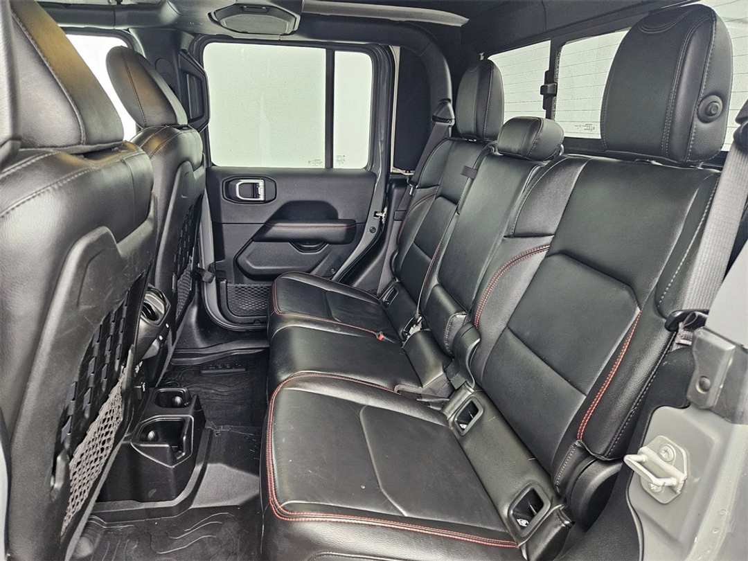 2020 Jeep Gladiator Rubicon - Image 32