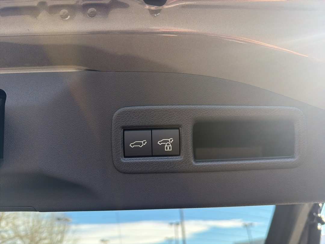 2026 Subaru Solterra Premium - Image 20