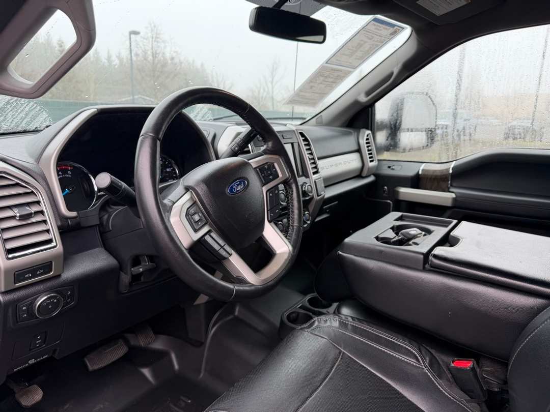 2017 Ford F-250Sd Lariat - Image 16