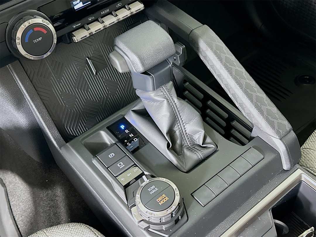 2026 Toyota 4Runner SR5 - Image 17