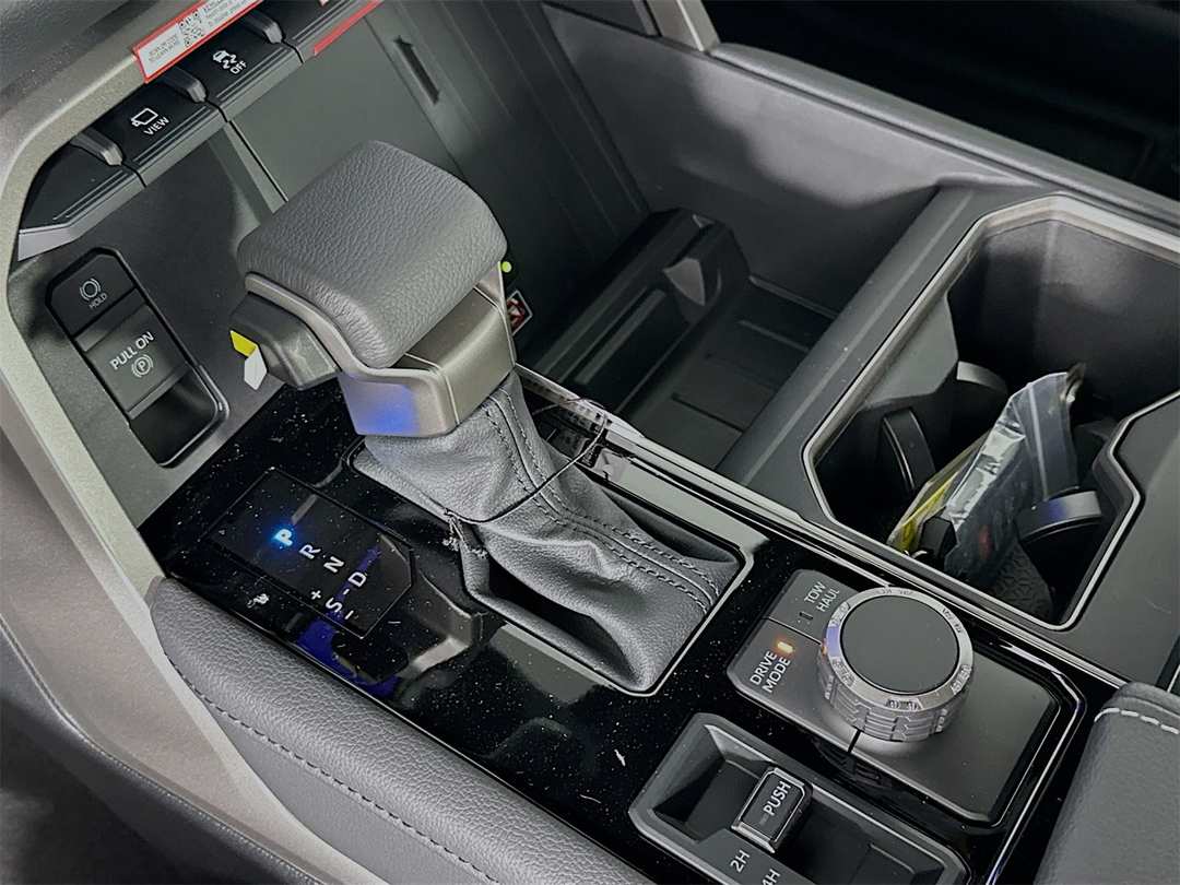 2026 Toyota Tundra Limited - Image 17