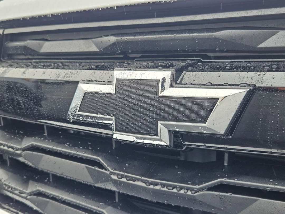 2026 Chevrolet Colorado Z71 - Image 36