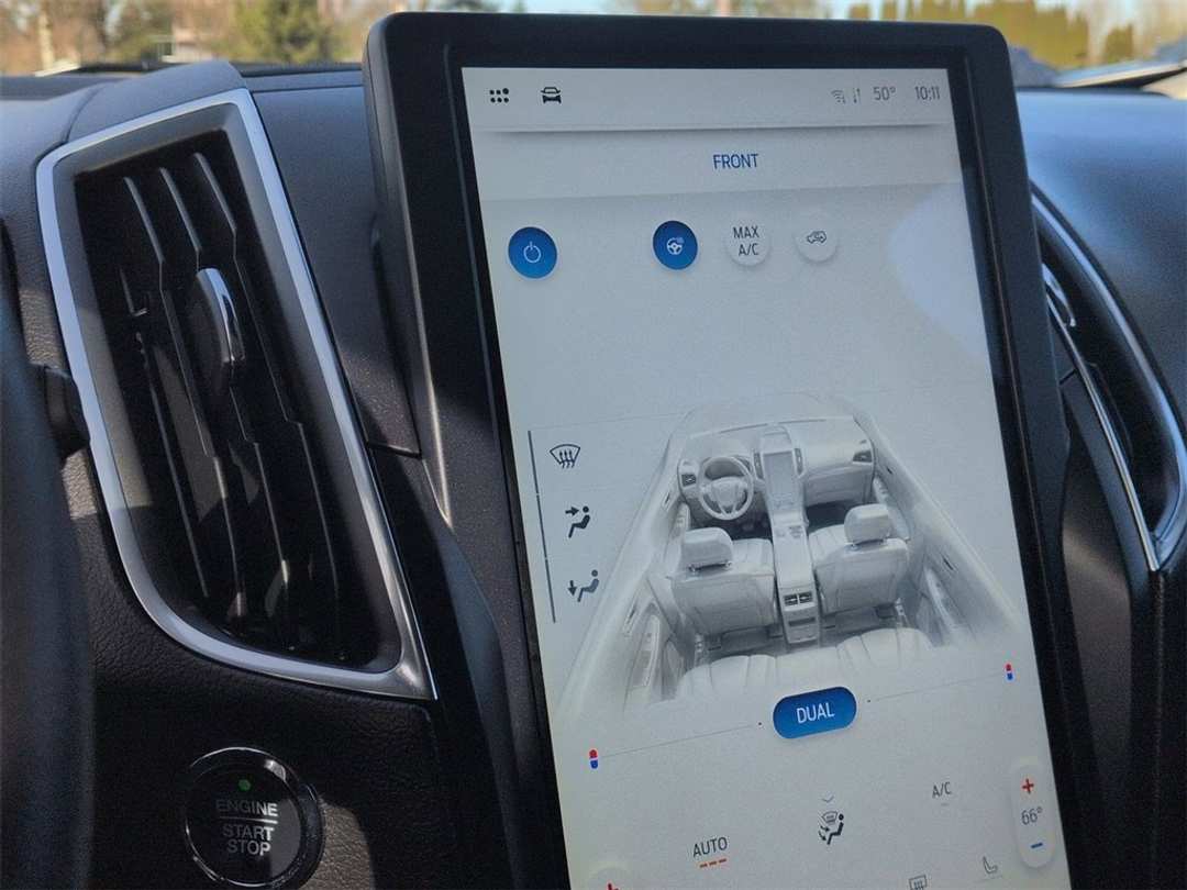 2023 Ford Edge Titanium - Image 21