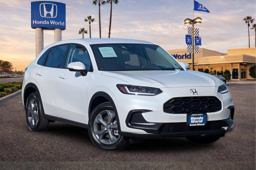 2026 Honda HR-V LX - Image 2