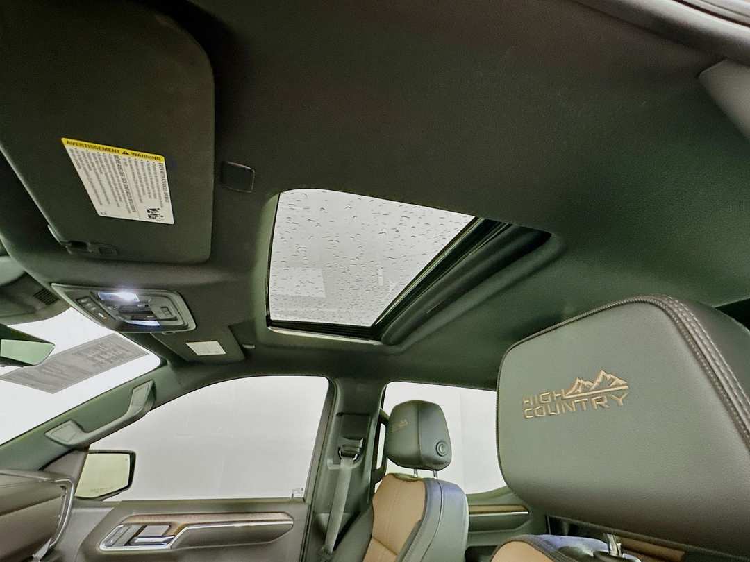 2024 Chevrolet Silverado 1500 High Country - Image 24