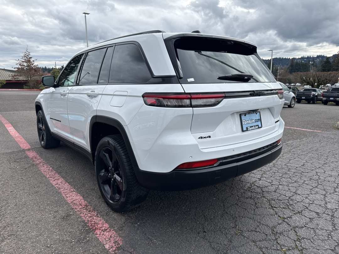 2024 Jeep Grand Cherokee Limited - Image 5