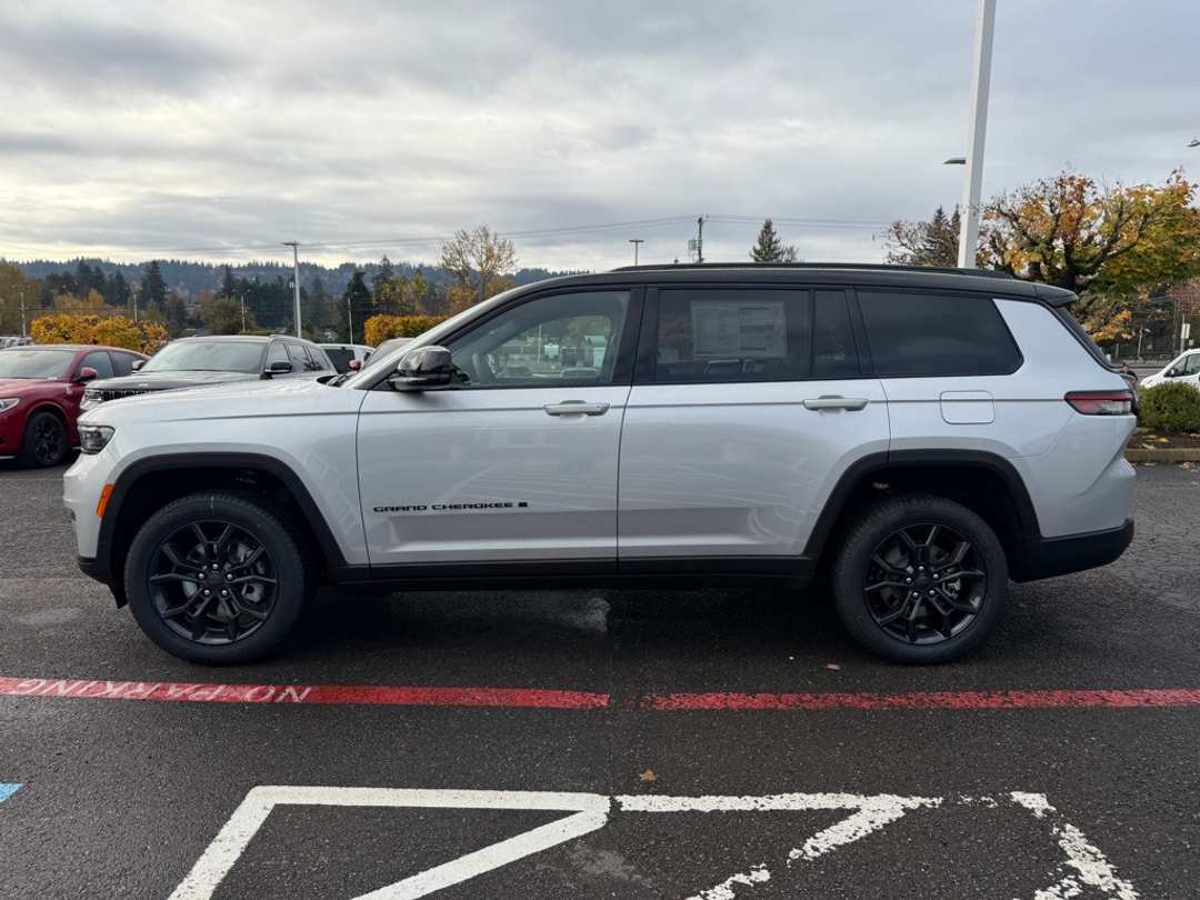 2025 Jeep Grand Cherokee L Limited - Image 5