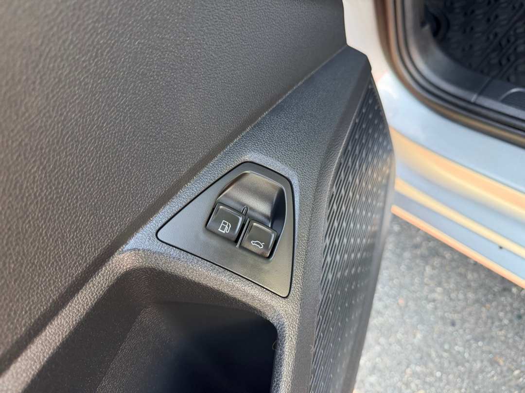 2024 Volkswagen Jetta 1.5T SE - Image 15