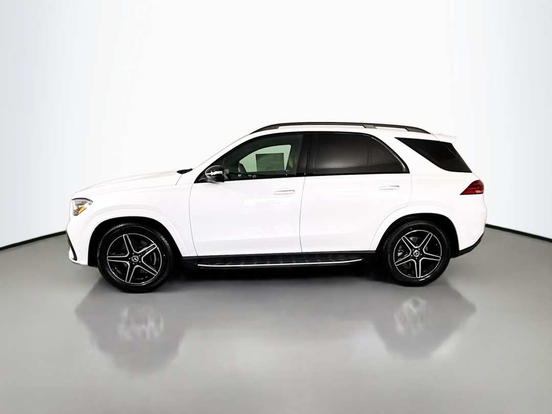 2026 Mercedes-Benz GLE GLE 450 - Image 2