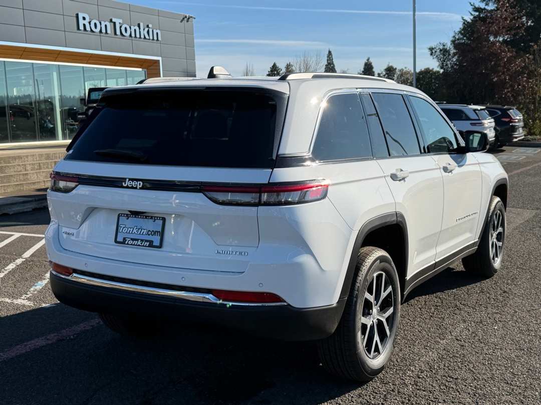 2025 Jeep Grand Cherokee Limited - Image 8