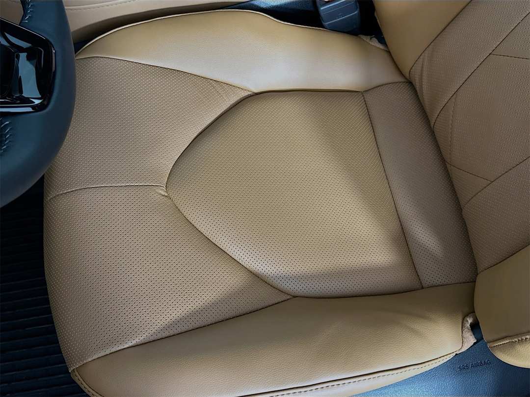 2026 Toyota Highlander Platinum - Image 20