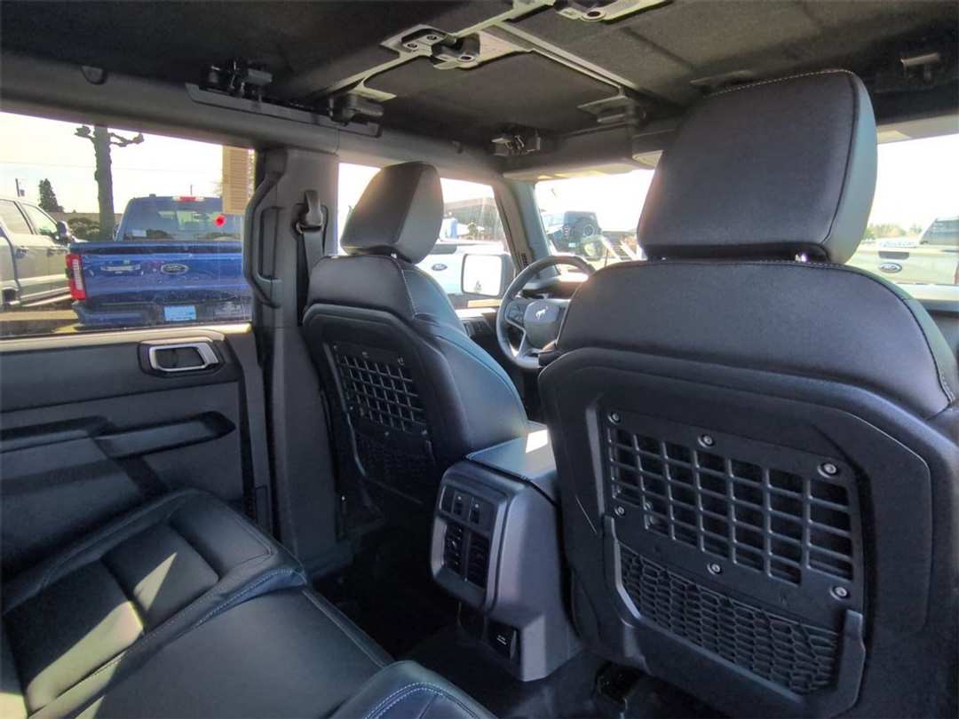 2025 Ford Bronco Big Bend - Image 29