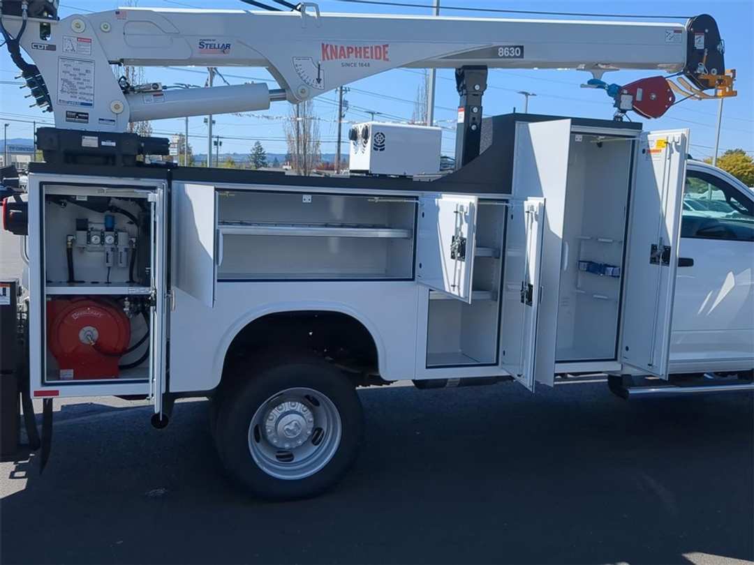 2024 Ram 5500Hd Tradesman - Image 15