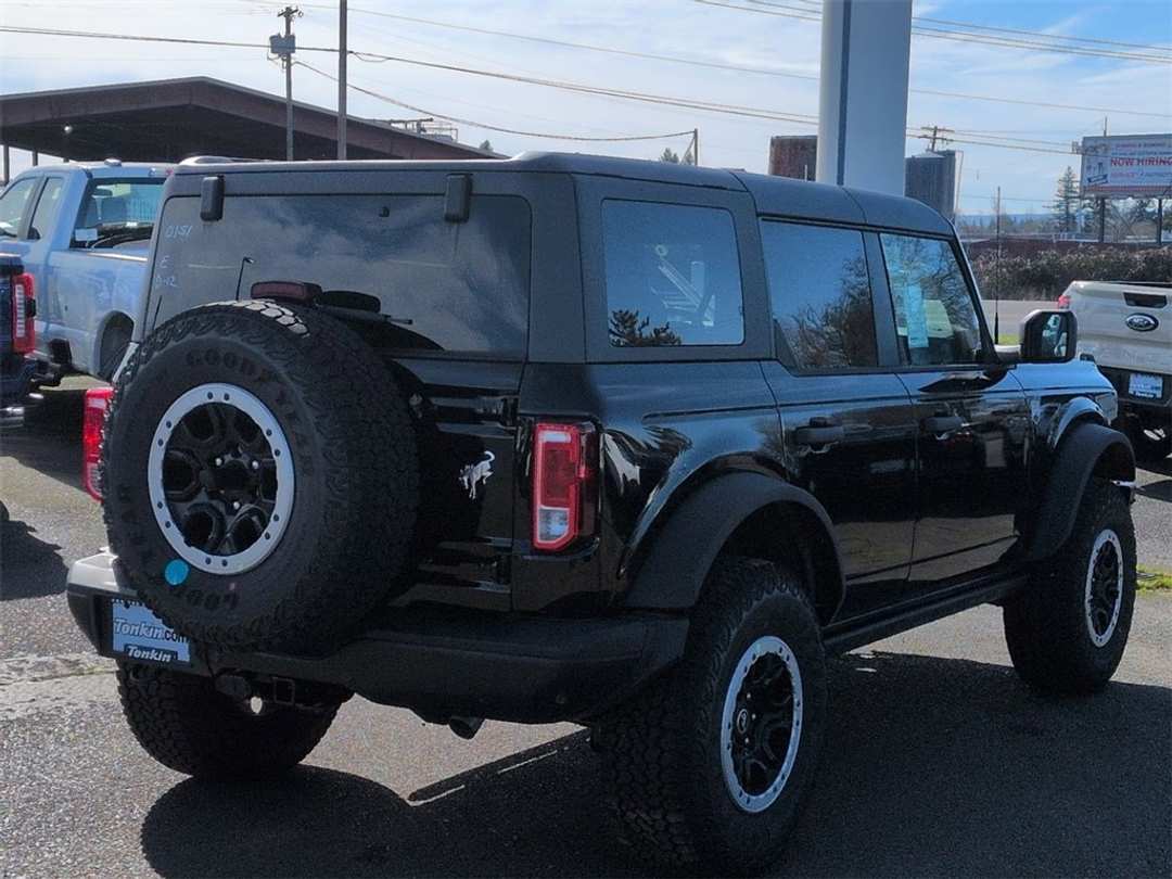 2025 Ford Bronco Big Bend - Image 5