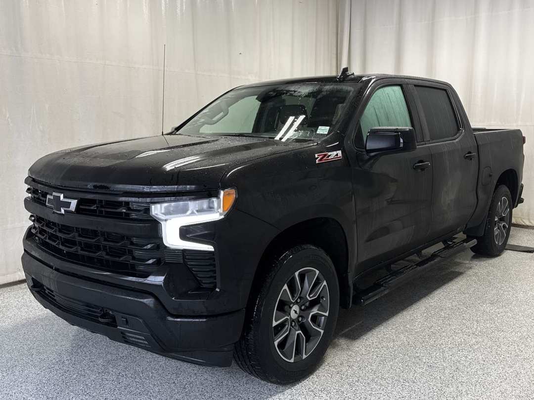 2023 Chevrolet Silverado 1500 RST - Image 2