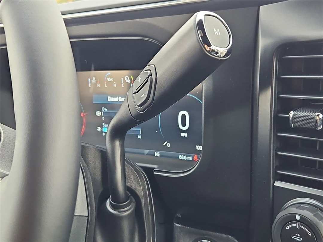 2026 Ford F-250Sd Platinum - Image 17