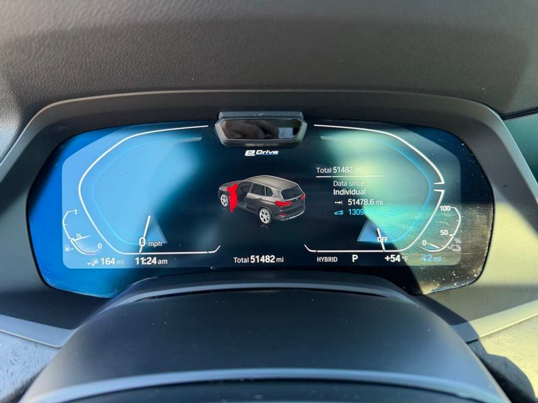 2023 BMW X5 xDrive45e - Image 21