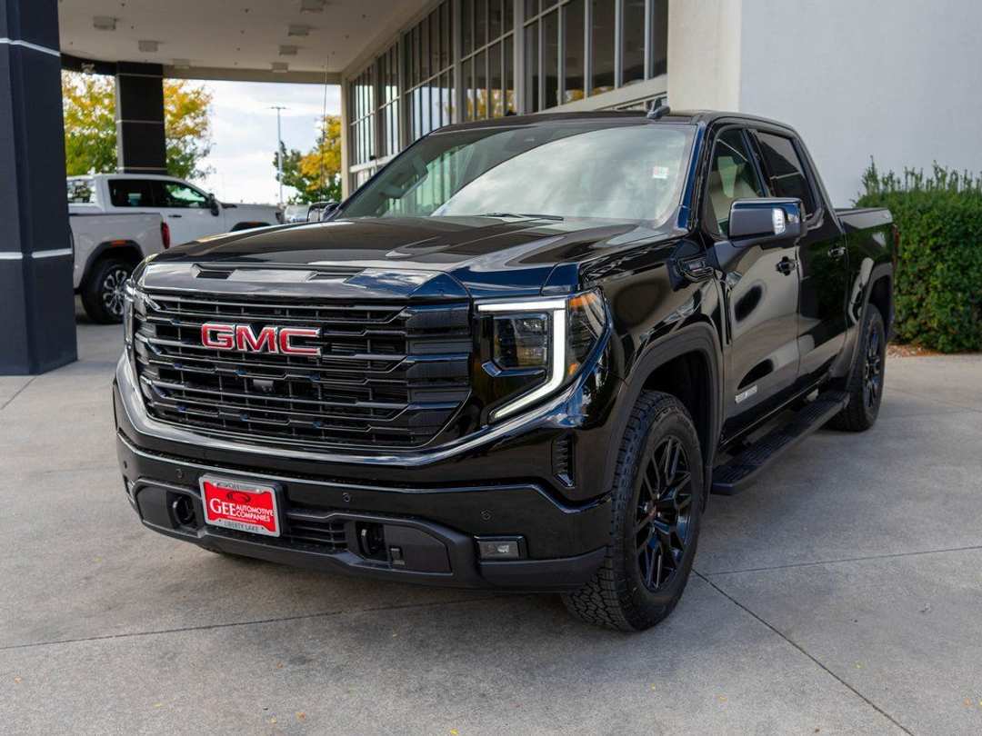 2026 GMC Sierra 1500 Elevation - Image 3