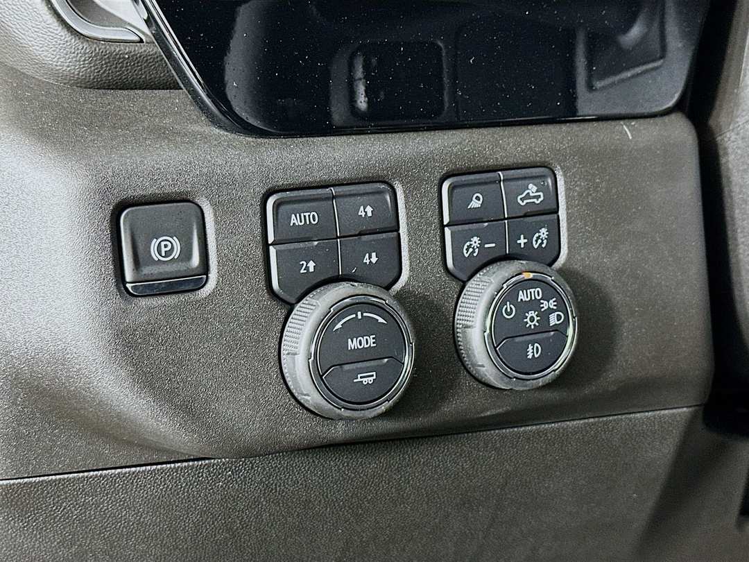 2025 Chevrolet Silverado 2500Hd LT - Image 11