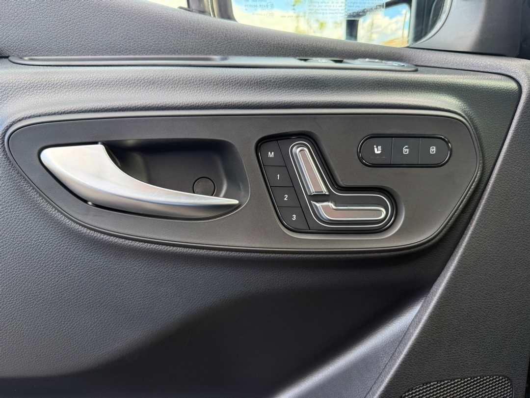 2025 Mercedes-Benz Sprinter 2500 Passenger 144 WB - Image 24