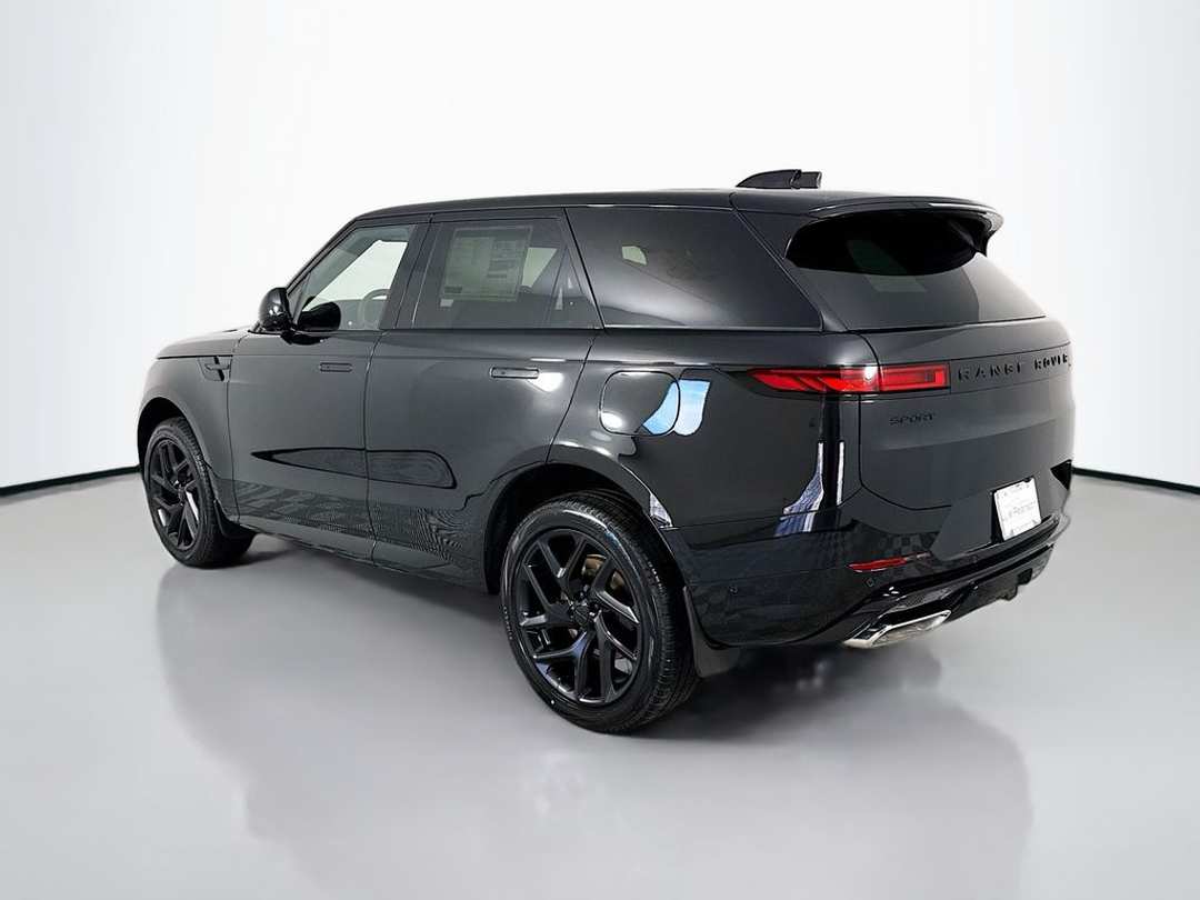 2026 Land Rover Range Rover Sport Dynamic SE - Image 3