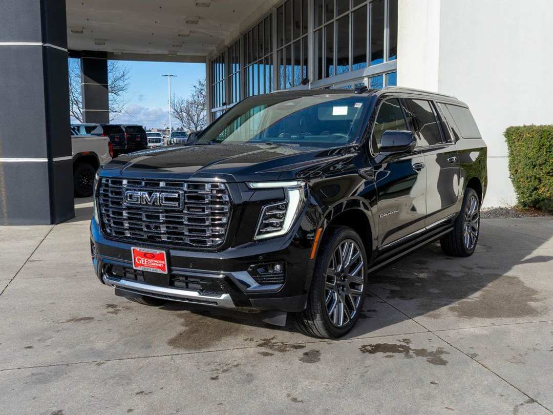 2026 GMC Yukon Xl Denali Ultimate - Image 3