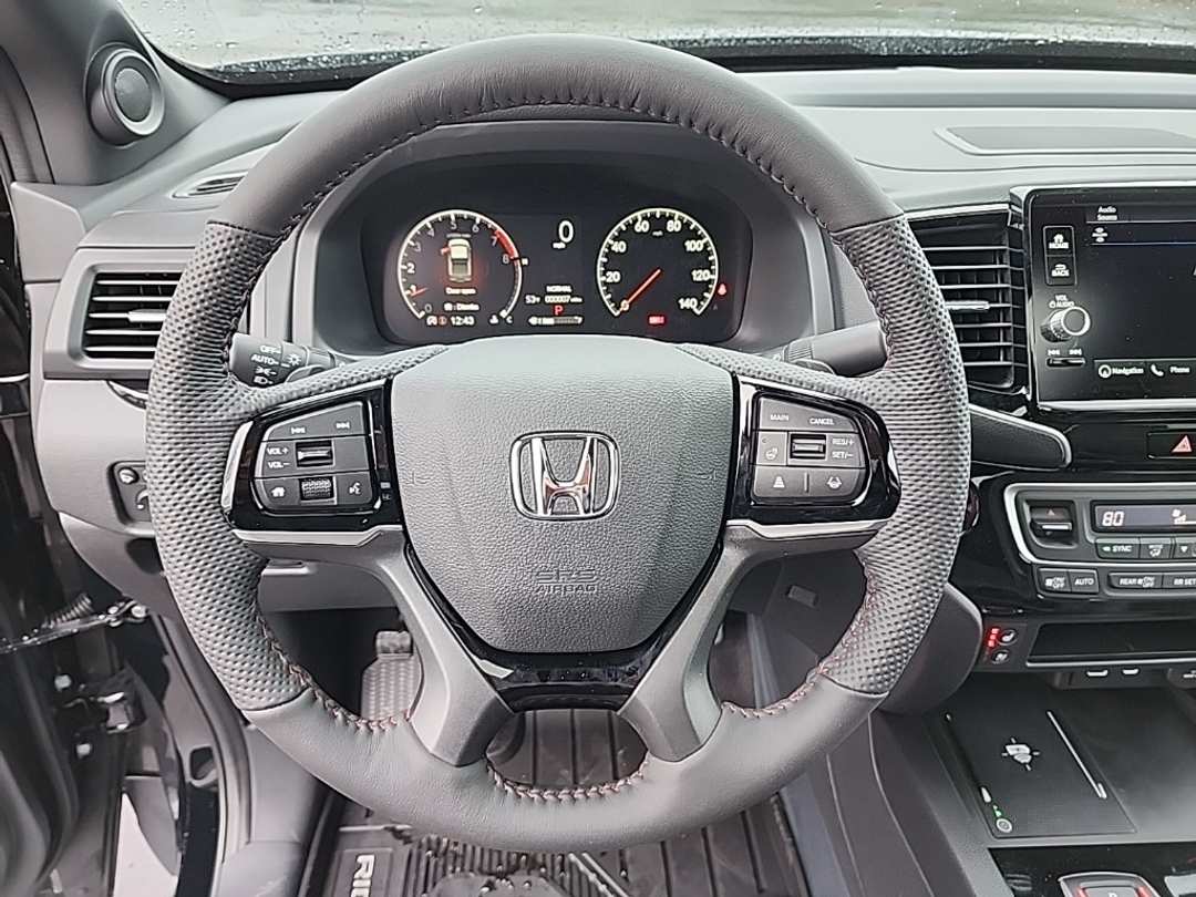 2026 Honda Ridgeline Black Edition - Image 12