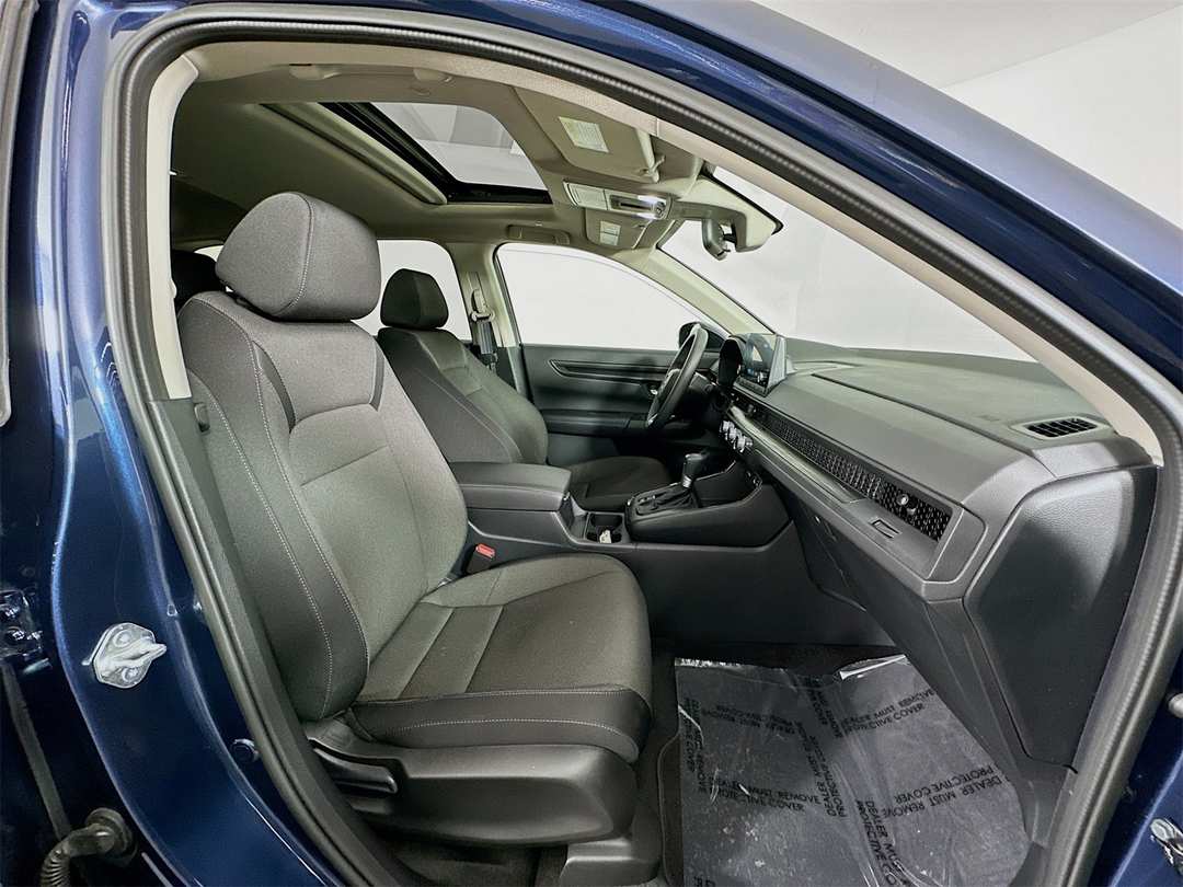 2025 Honda CR-V EX - Image 28