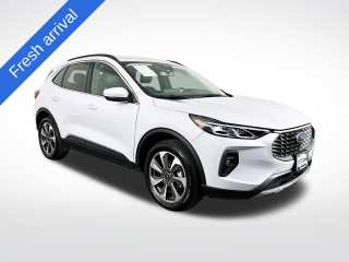 2025 Ford Escape Platinum