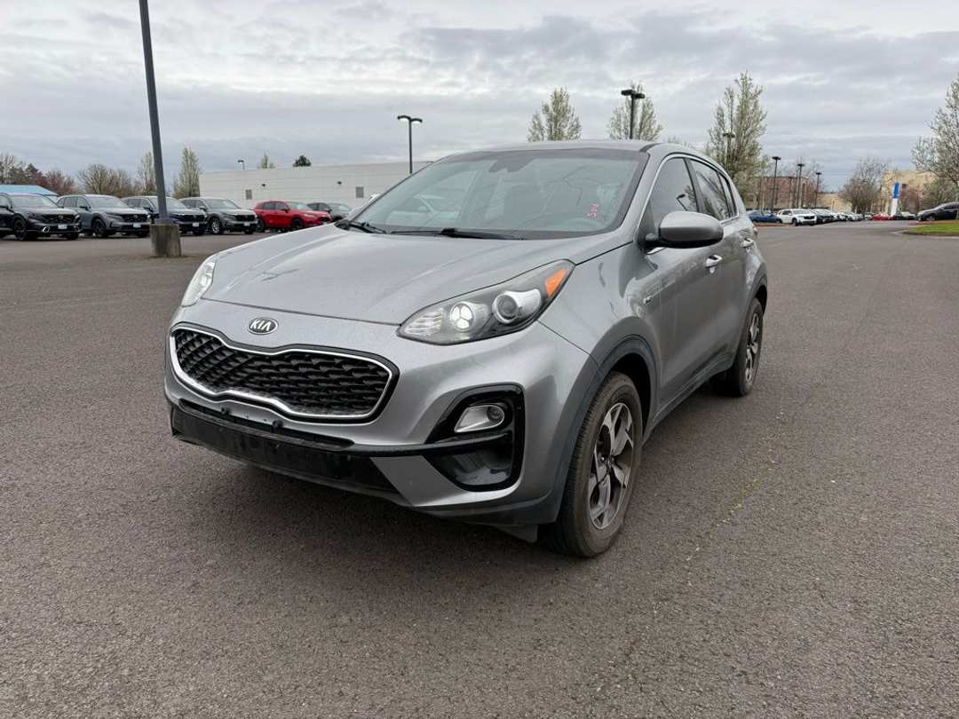 2021 Kia Sportage LX - Image 2