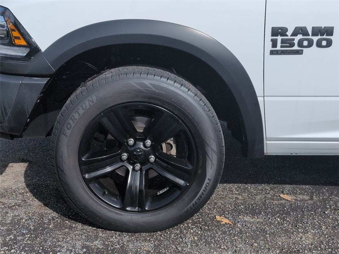 2022 Ram 1500 Classic Warlock - Image 34