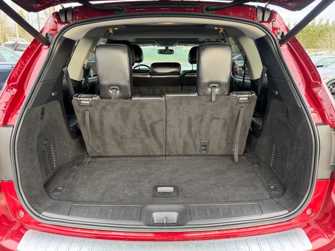 2019 Nissan Pathfinder Platinum - Image 10