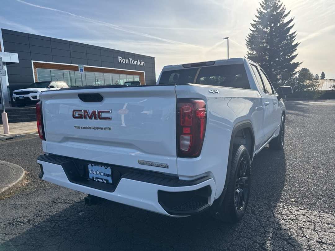 2023 GMC Sierra 1500 Elevation - Image 8