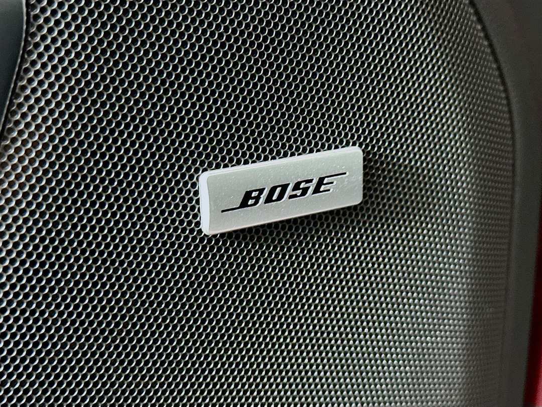 2025 Chevrolet Suburban Premier - Image 20