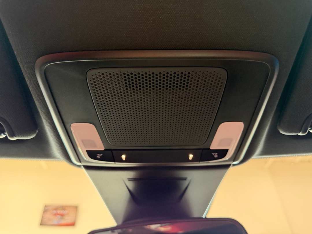 2024 Honda Civic Type R - Image 26